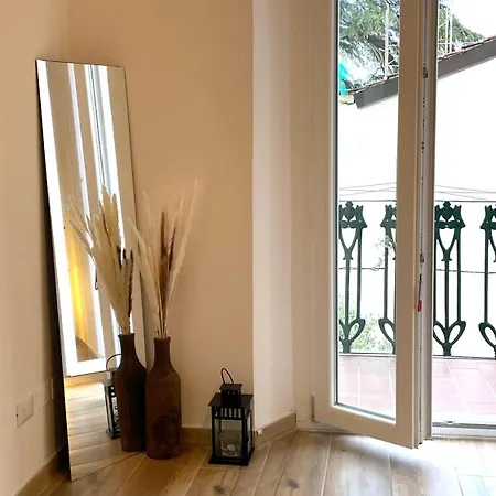 Apartment Sweet House In
